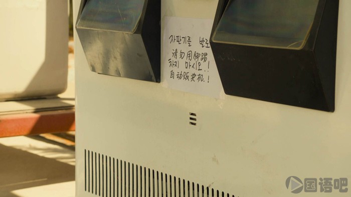 02.jpg